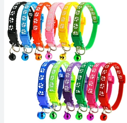 Ошейник EV-005 лапки c колокольчиком 1см*1шт