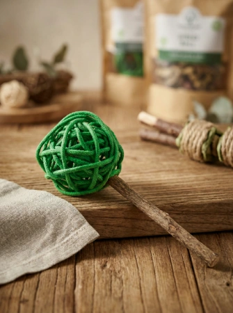 Игрушка для кошек "Шарик на палочке мататаби "