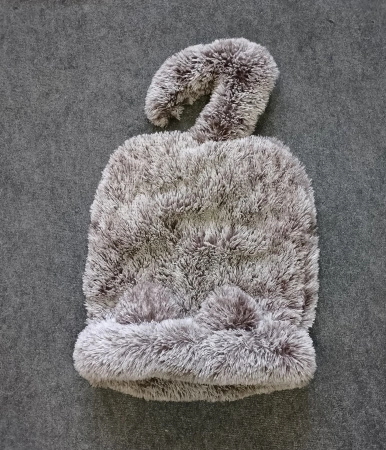 5/8 Лежанка карман "Киска" мех 55*55см