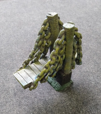 6126 Грот для аквариума мост с цепями 19*10*19см